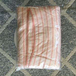 NWT Pink Soft Striped Absorbent Bath Towel
